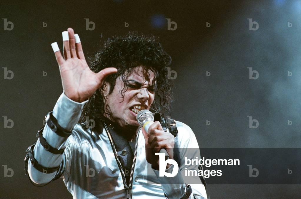 Michael Jackson in concert at Wembley. 22nd July 1988 (photo)