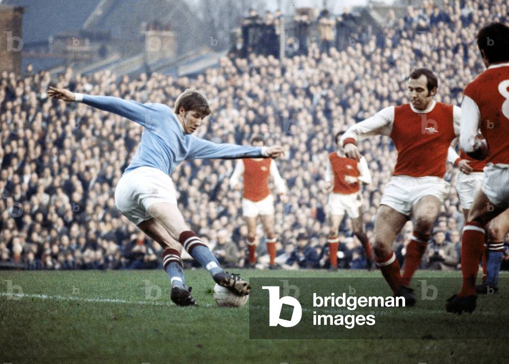Colin Bell in action for Manchester City against Arsenal during their English League Division One match at Highbury. November 1969 (photo)