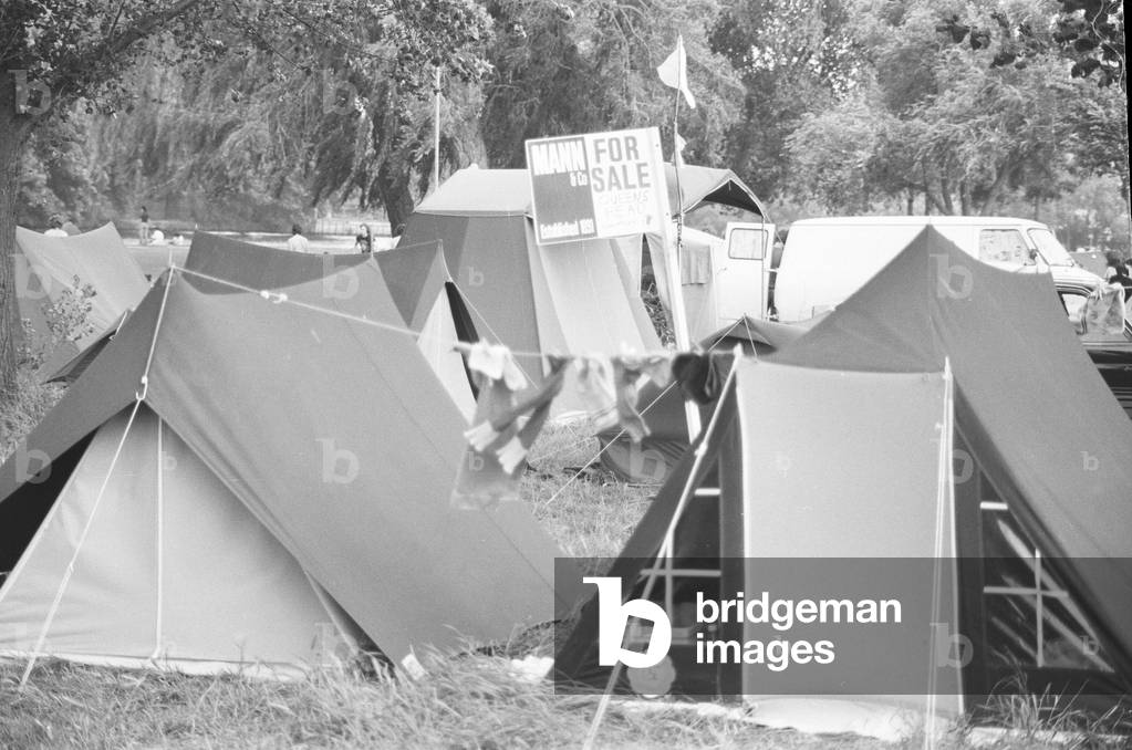 Campsite grows as festival goers start to arrive for the 20th National Rock Festival, taking place 22nd to 24th August, at Richfield Avenue, Reading, August 1980.