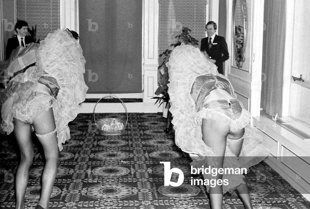 Due to the Mild winter we are enjoying new Cauliflower from Brittany is reaching this country 5 weeks early. Four Can-Can dancers Biba Brookman, Diana Regal, Robbie Hart and Nicky Billiyard introduced the delicious vegetable is a spirited Can Can which they call the Cauli Can Can. January 1975