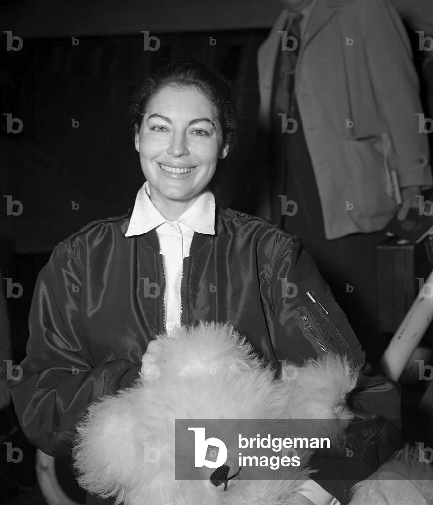Ava Gardner 1954 (b/w photo)