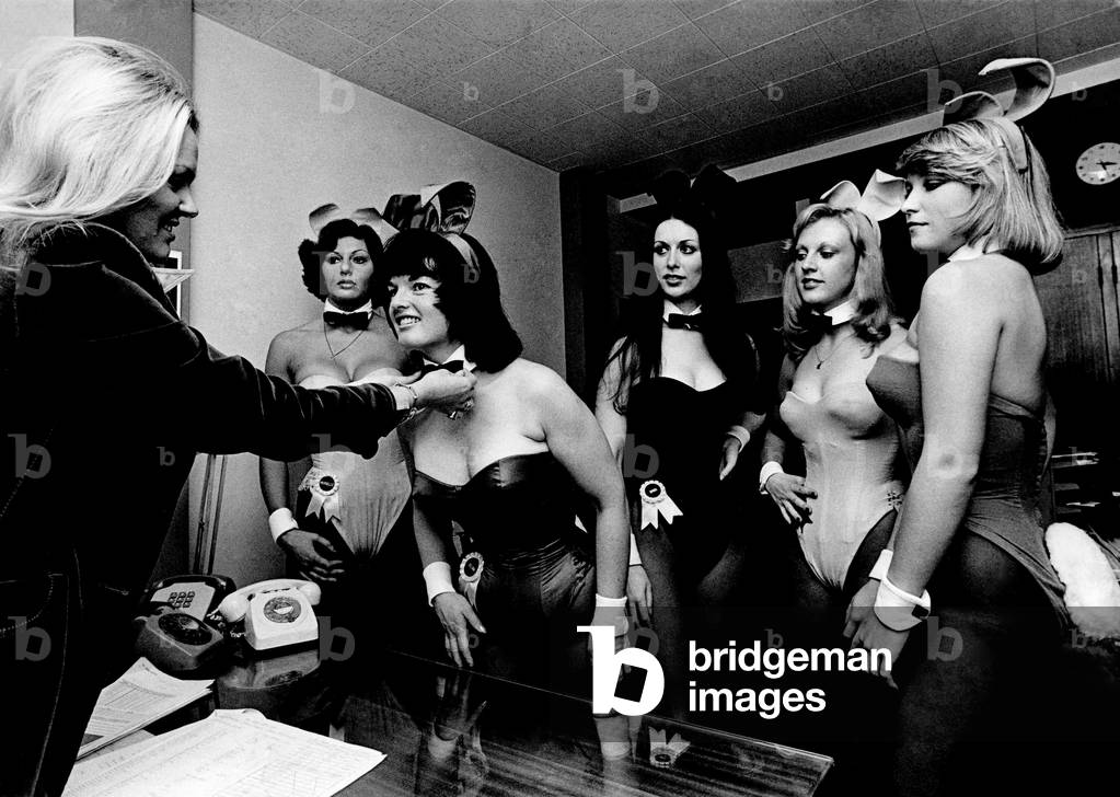 Night club Bunny Girls.