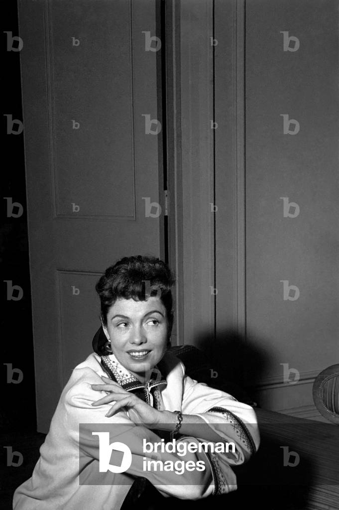 Yolande Donlan American actress who has been banned by Equity and will shortly be returning to America. November 1953
