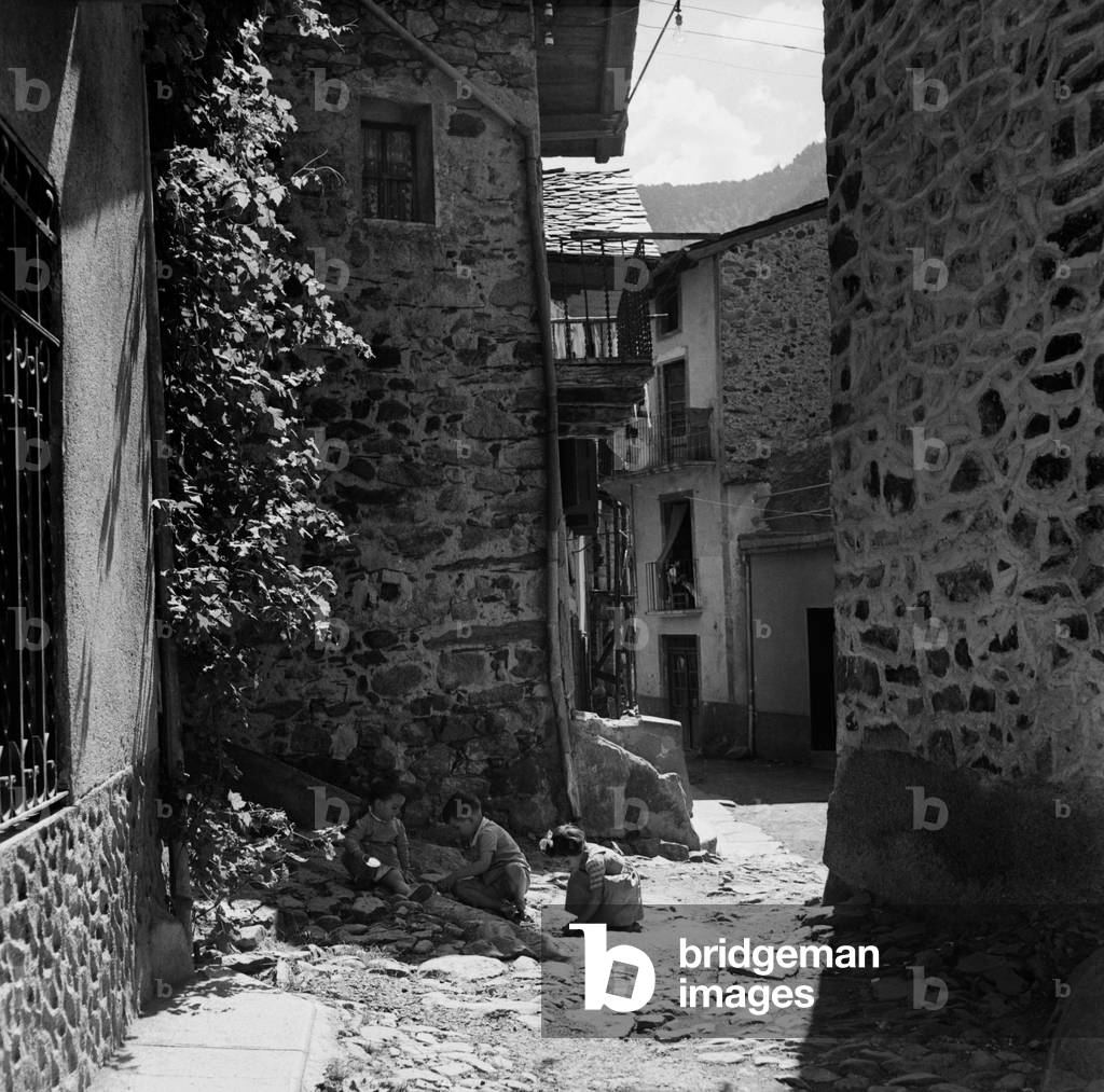 General scenes from the principality of Andorra in the Pyrenees mountain range. August 1952 C4027-013