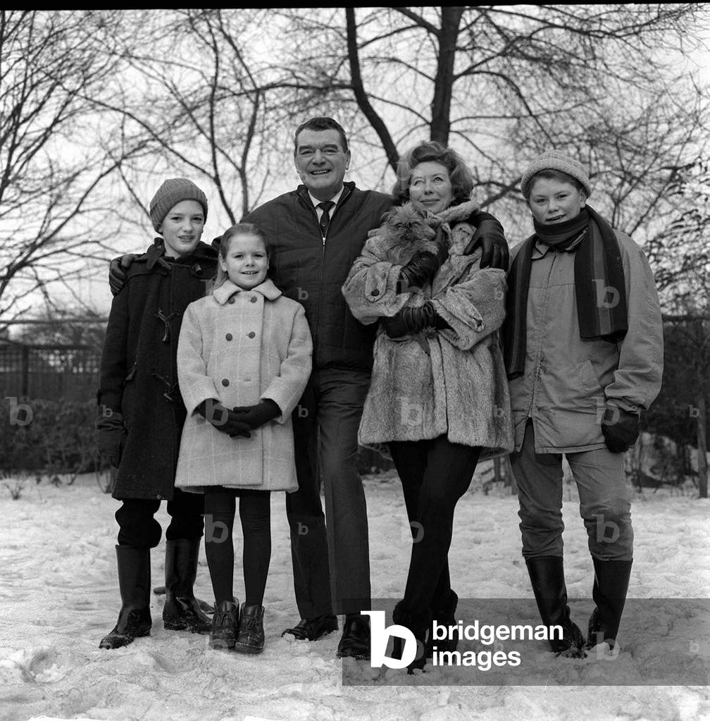 Jack Hawkins the actor and family in, January 1963 (b/w photo)
