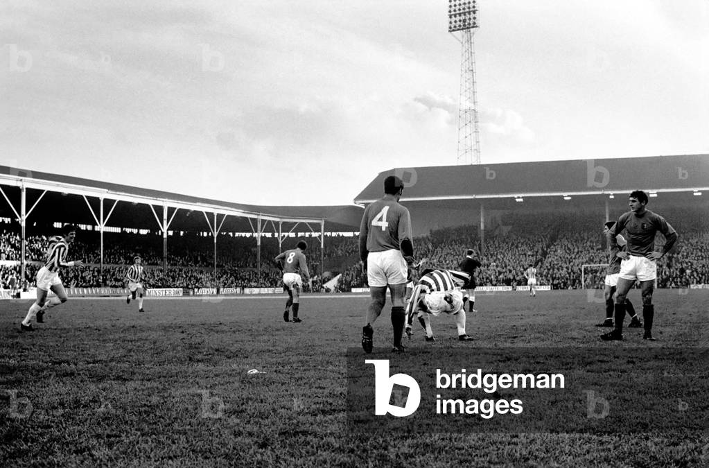 English League Division One match. Stoke City 3 v Ipswich Town 3. Harry Burrows celebrates after scoring the 1st Stoke goal. November 1969 (photo)