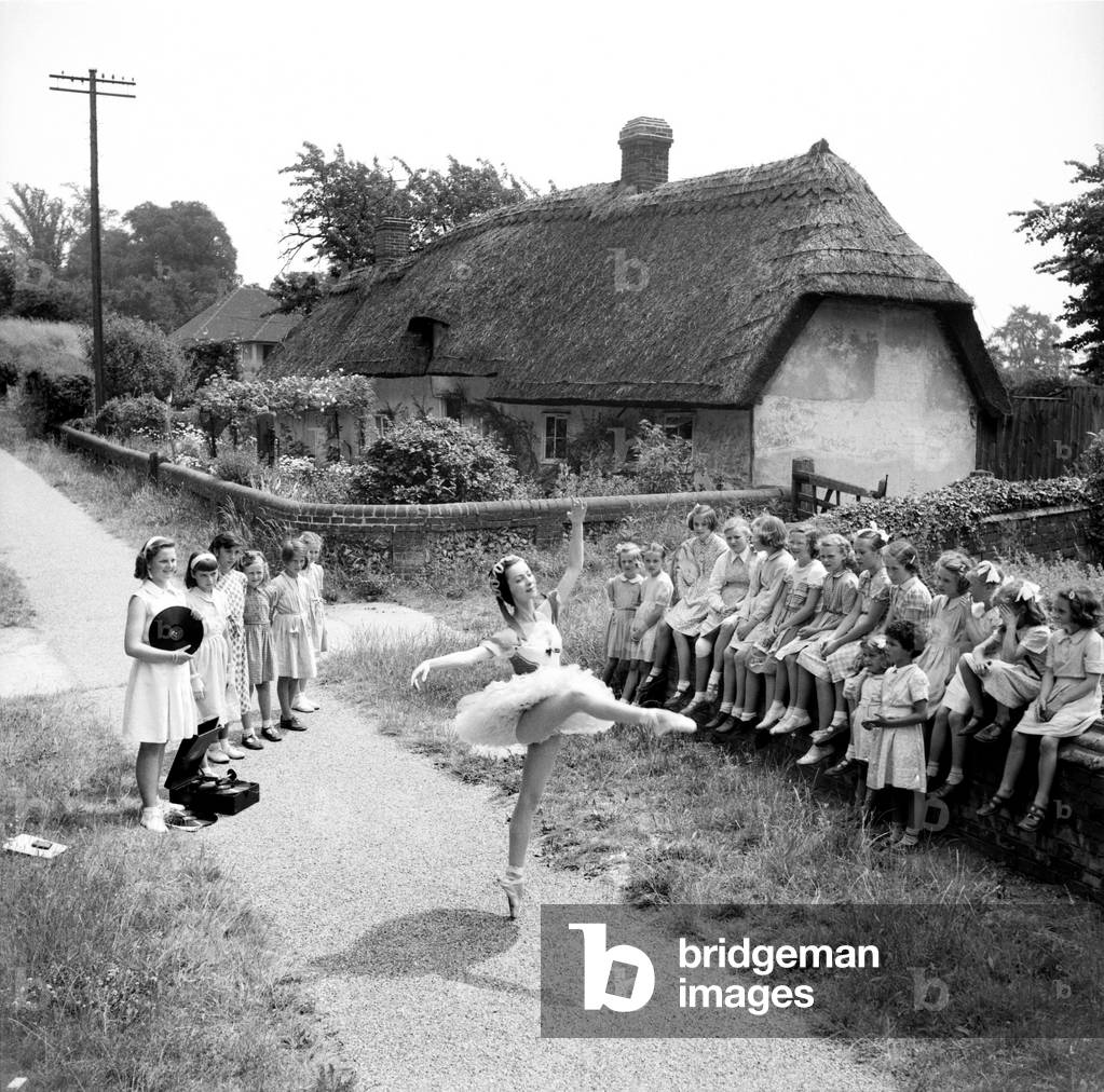 Veronica Vail - Ballerina seen dancing for the children of Little Hadham. July 1952 C3355