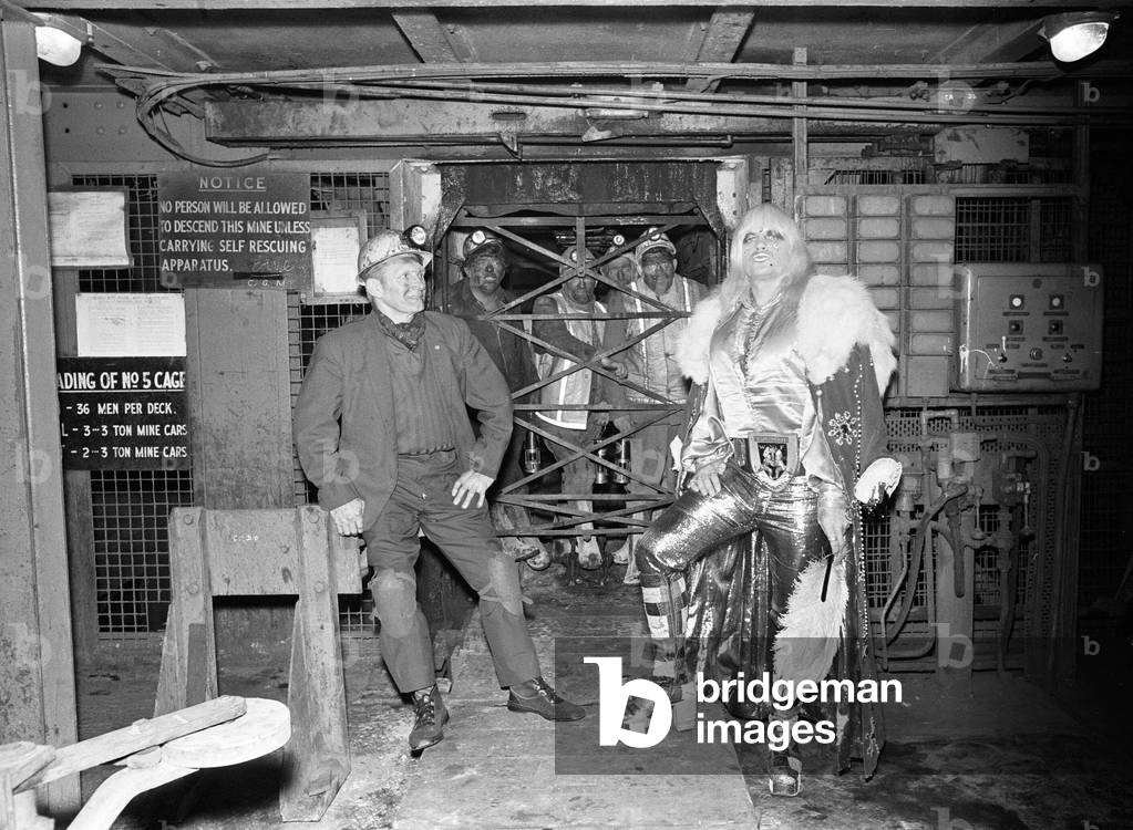 Adrian Street, Welsh professional wrestler, pictured with his father, a coal miner, 2nd November 1974 (b/w photo)