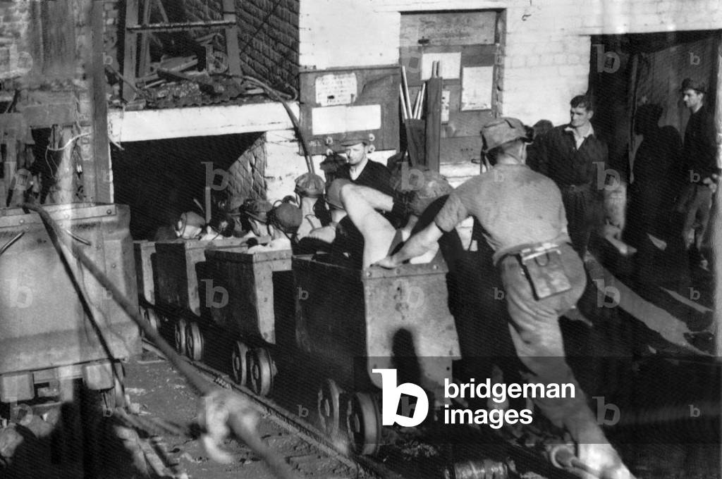 128 miners trapped inside a subsidiery of Knockshimoch Colliery after the accident.