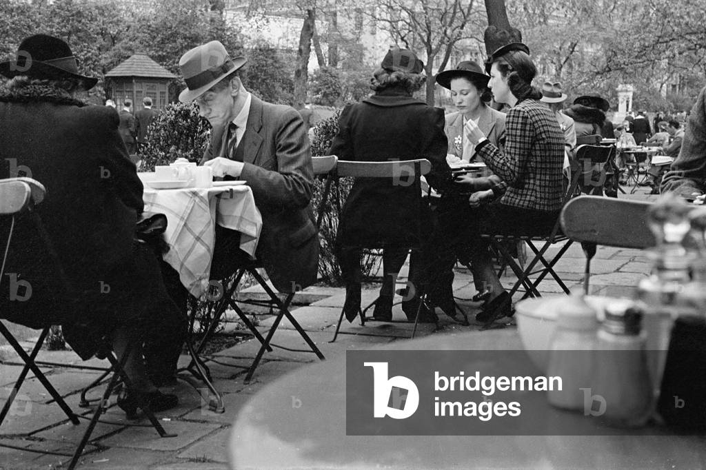 The Refreshments Cafe in Victoria Gardens Charing Cross, c. 1939 (b/w photo)