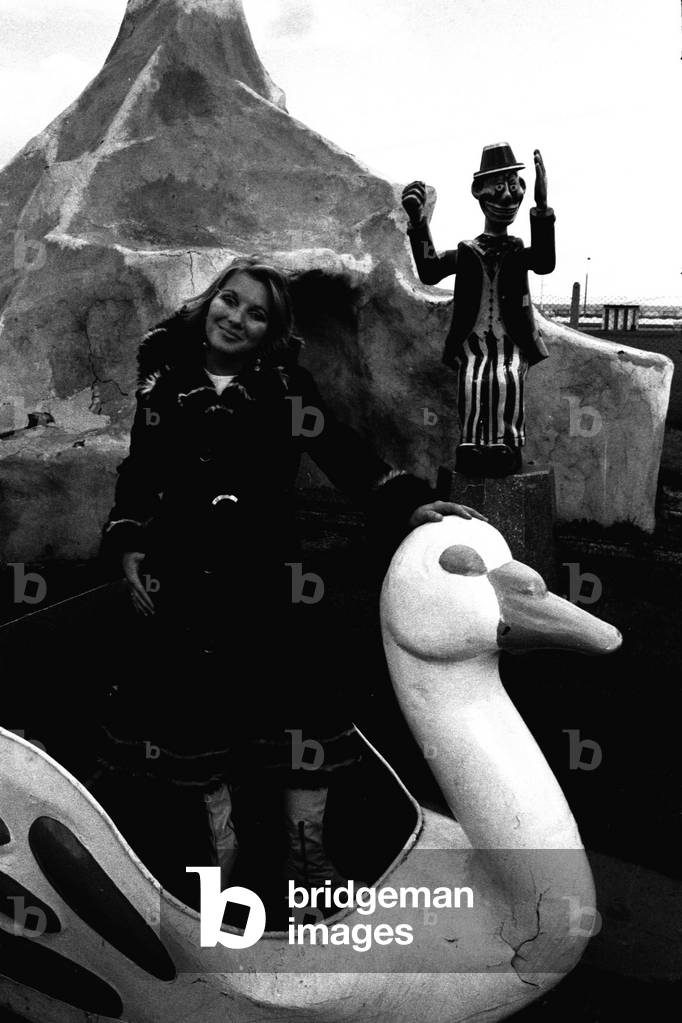 A fashion shoot at Ocean Park Fun Fair in South Shields, 5th September 2009 (b/w photo)