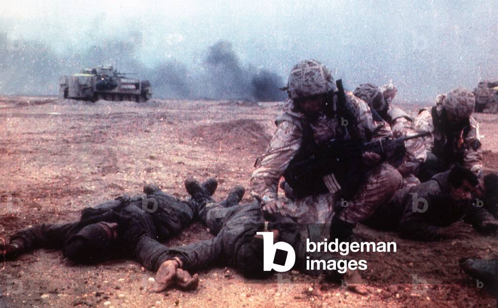 Iraqi Prisoners being held by Allied Troops during operation Desert Storm, the re-capture of Kuwait from Iraq, 1991 (photo)