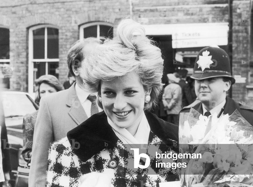 Princess Diana, Princess of Wales seen here arriving at Middlesbrough Station during a visit to Teesside. 18th March 1987 (b/w photo)