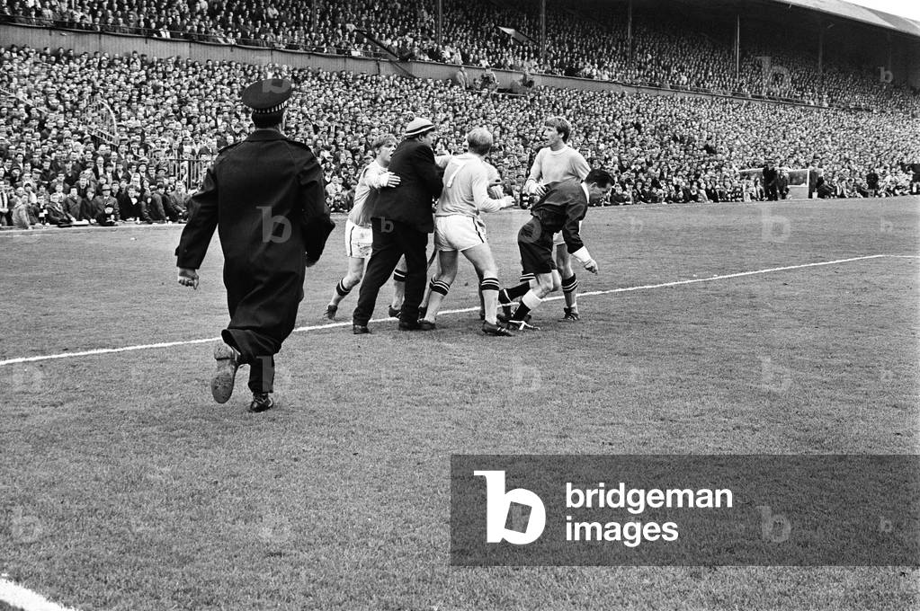 Newcastle Utd v Manchester City 11th May 1968. League Division One match at St James Park. Final Score Newcastle 3 Manchester City 4 (photo)