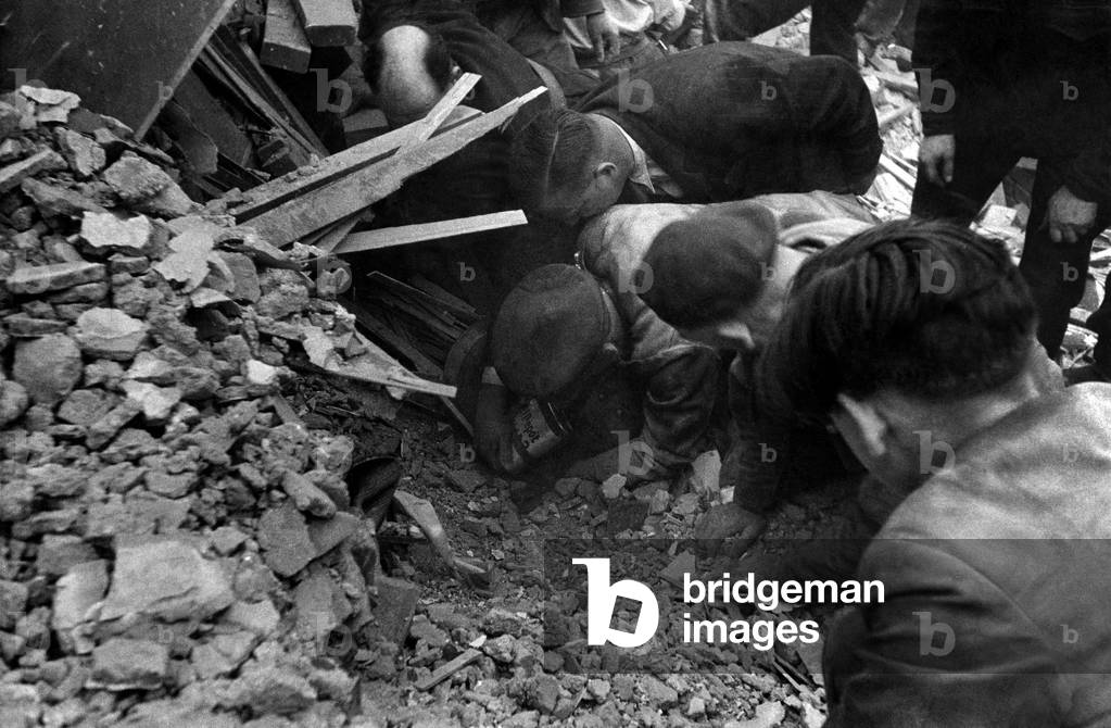 Water was given to the casualty. July 1944