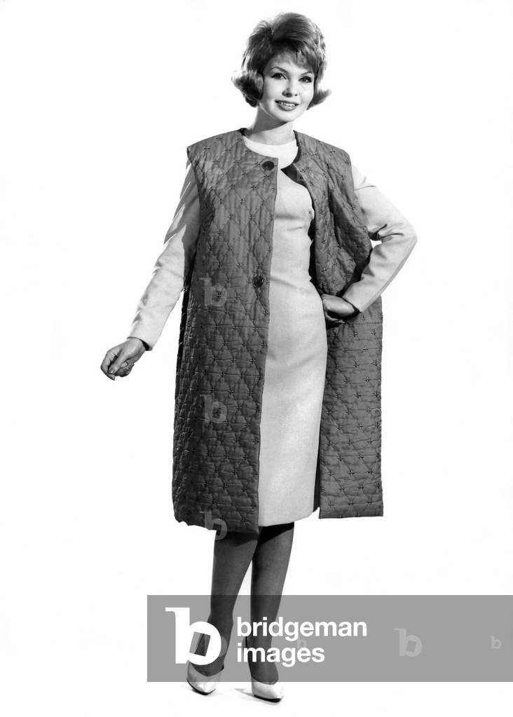 Reveille Fashions 1961: Liz Duke December 1961