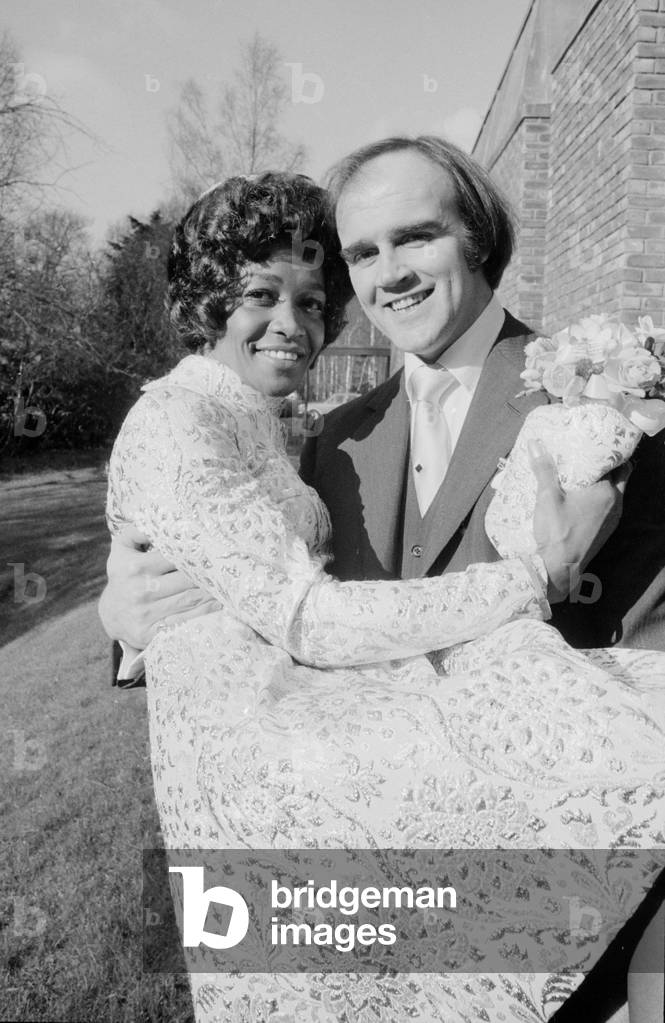 Singer Selena Jones seen here on her wedding day to 33 year old Pat Rogers at Southampton Registry Office, January 29th 1974 (b/w photo)