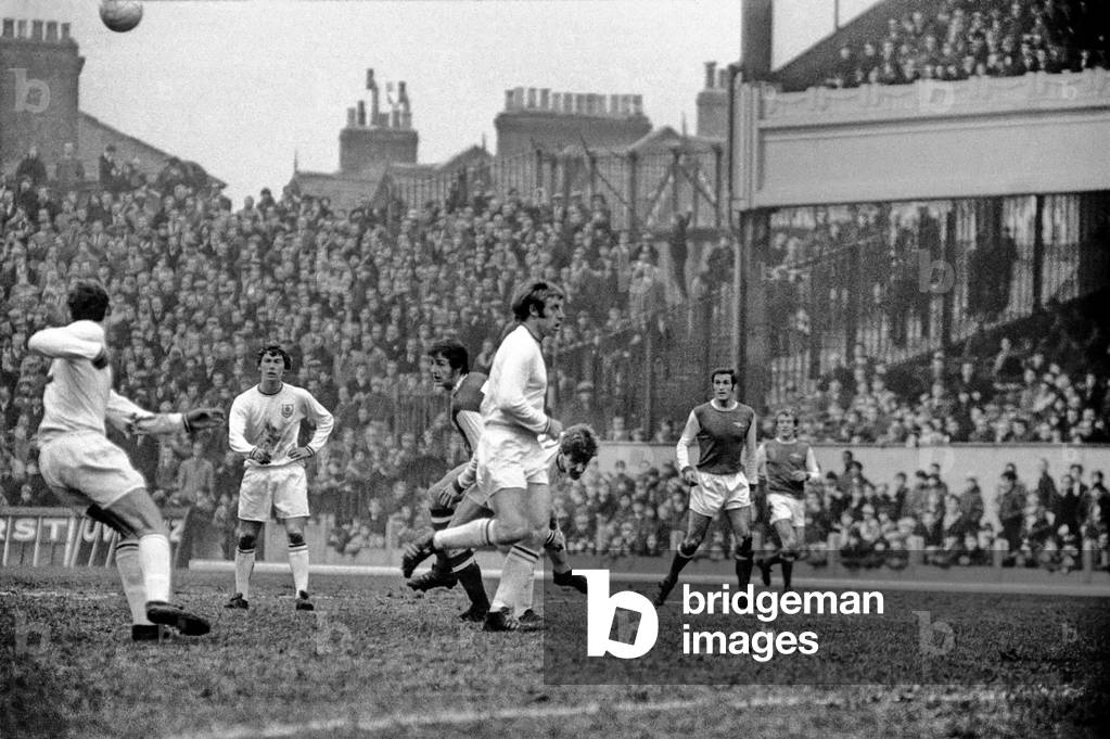 English League Division One match at Highbury. Arsenal 3 v Burnley 2. Action from the game. December 1969 (photo)