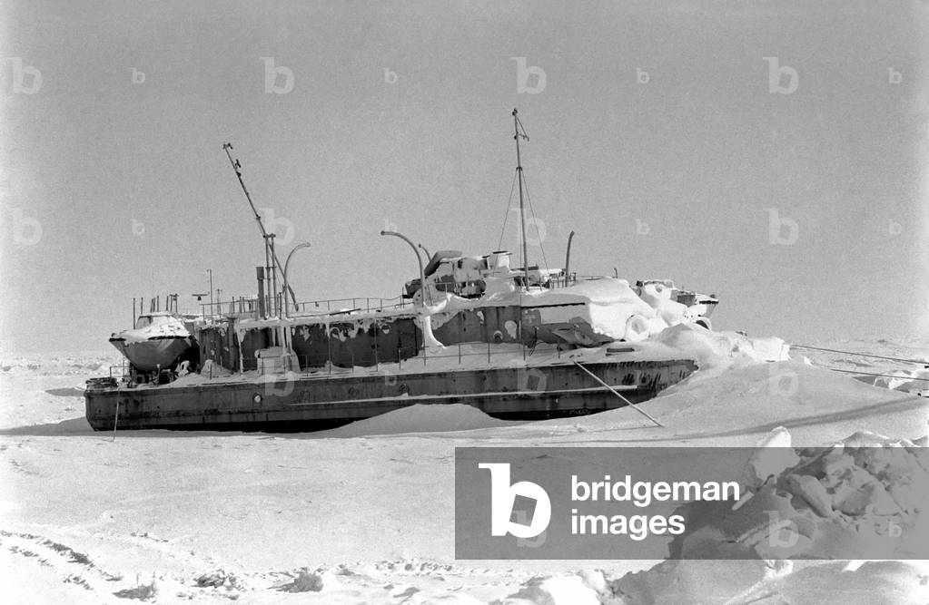 Prudhoe Bay Alaska. Ships frozen in the Beaufort Sea Prudhoe Bay, April 1977 (b/w photo)