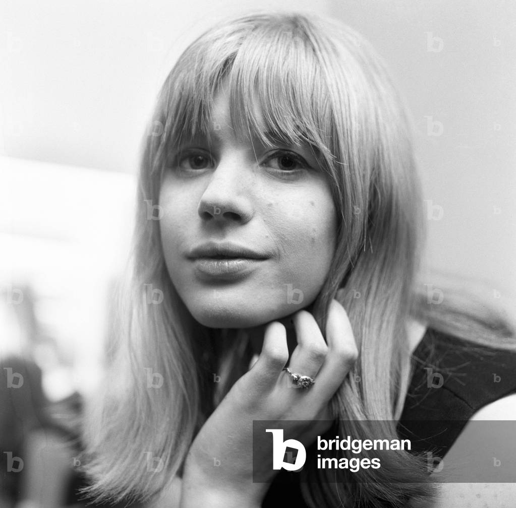 Marianne Faithfull, the pop singer who has reached the top ten since she started singing five months ago, held a press conference this afternoon to announce that she has changed her manager. 2nd February 1965 (b/w photo)