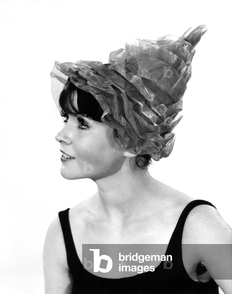 Reveille Fashions. Rosemary Bell, April 1965 (b/w photo)