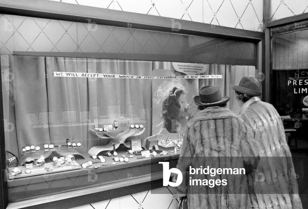 The jewellers shop, 24th January 1972 (b/w photo)
