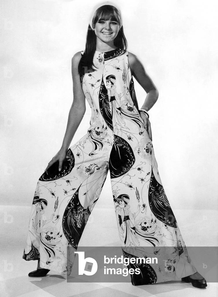 Reveille Patterns. Joanne Young wears an all in one trouser suit, August 1967 (b/w photo)
