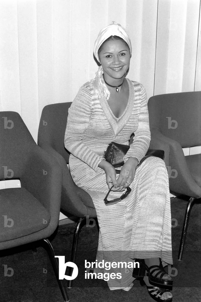 Brazilian dancer Raimunda de Castro girl friend of great train robber Ronald Biggs, January 1975