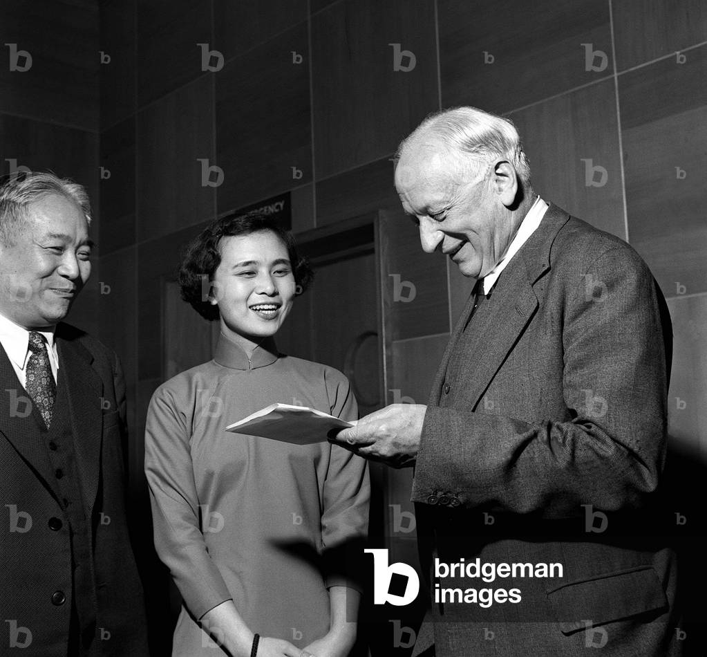 Chinese Trade Mission in London hoping to promote more trade between Great Britain and China, October 1957 (b/w photo)