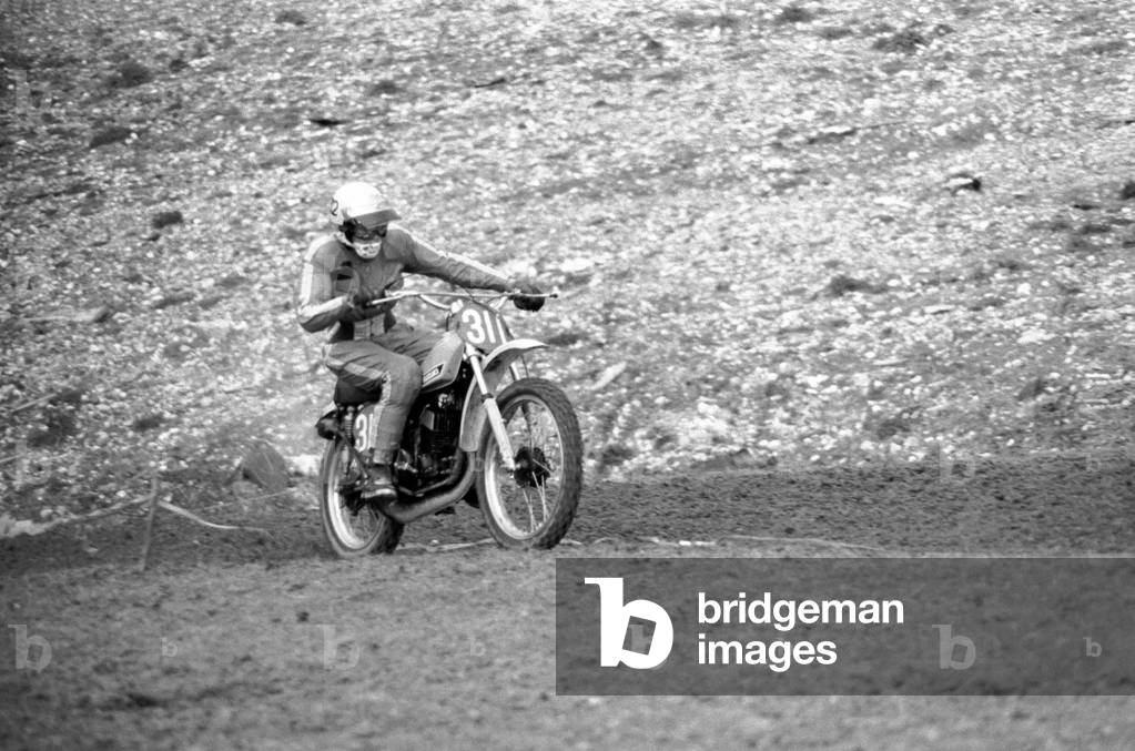 Schoolboys Scramble, 3rd March 1975 (b/w photo)