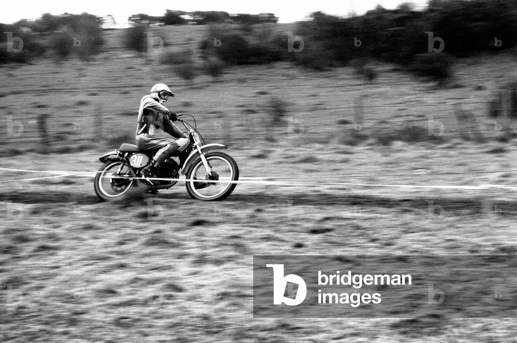 Schoolboys Scramble, 3rd March 1975 (b/w photo)