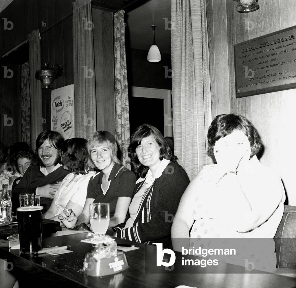 A traditional North East night on the town - The Sunday Sun Jack O'Clubs Road Show at St Mary's Hospital Social Club, Stannington, 29 August 1975 (b/w photo)