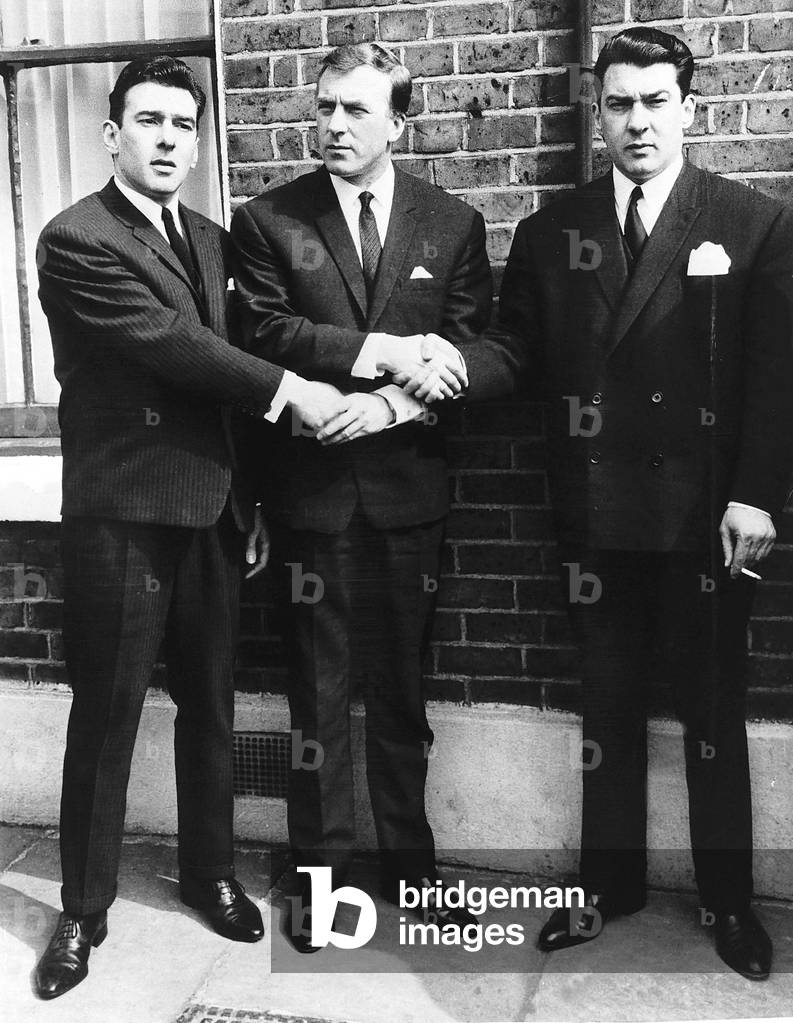 Crime Krays Ronnie left Charlie and Reggie in 1965 (b/w photo)