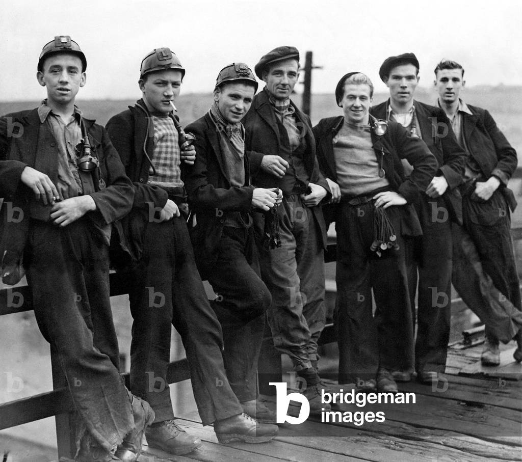 Langley pit lads in September, 1943 (b/w photo)