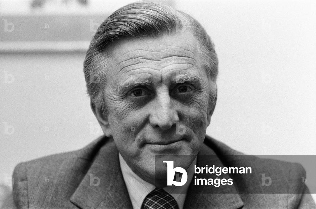Actor Kirk Douglas pictured in London. 22nd November 1973 (b/w photo)