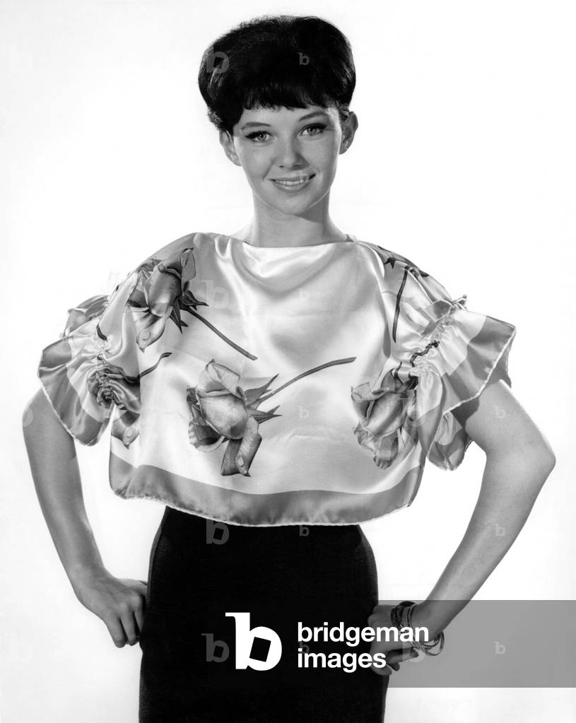 Reveille Fashions. Merriel Weston. February 1962