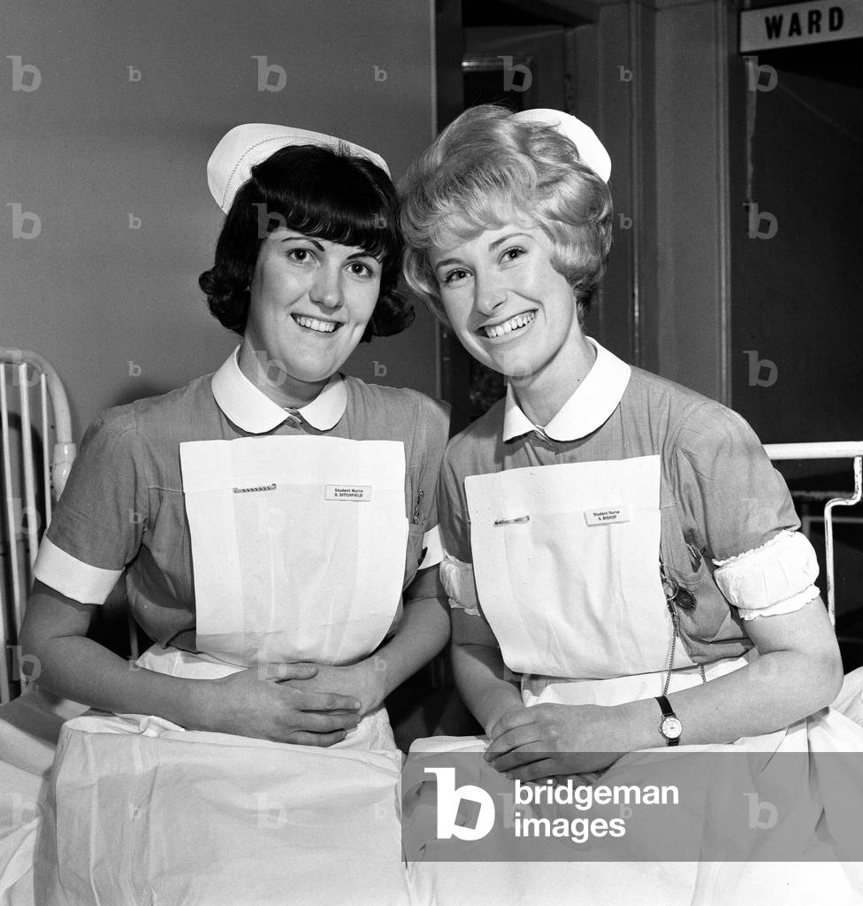 Student Nurses Susan Bishop and Susan Ditchfield.
23rd November 1965.