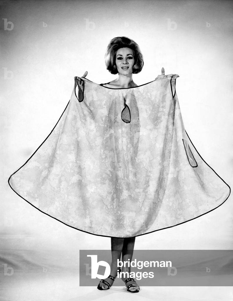 Reveille Fashions: Helen Norman. July 1964 (b/w photo)