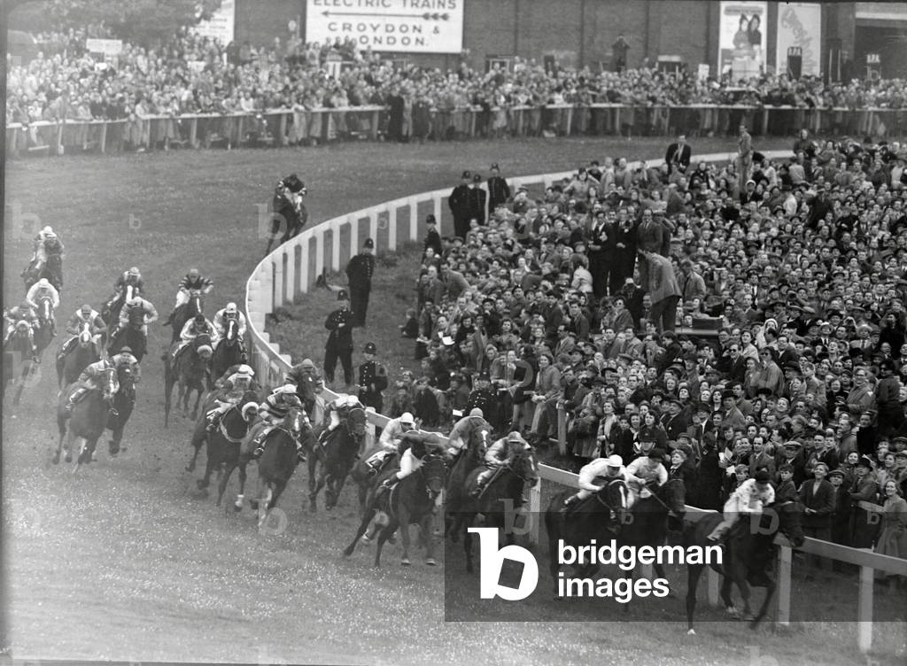 The Derby, Prince Simon in the lead rounding Tattenham Corner 1950 (b/w photo)