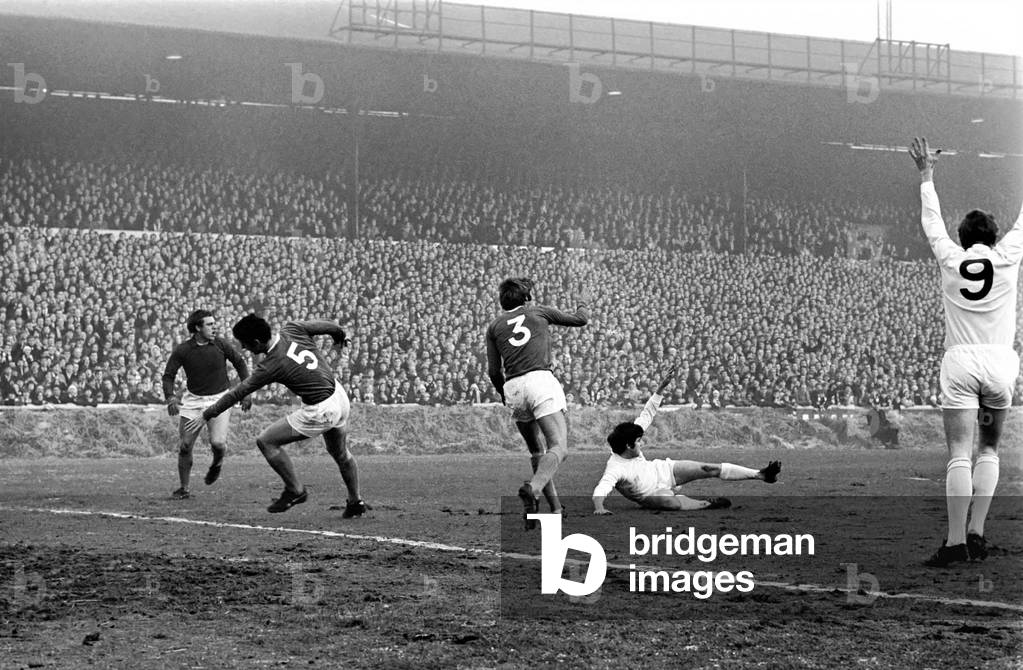 Sport: Football: English League Division One Match. Leeds v. Everton. December 1969 (photo)