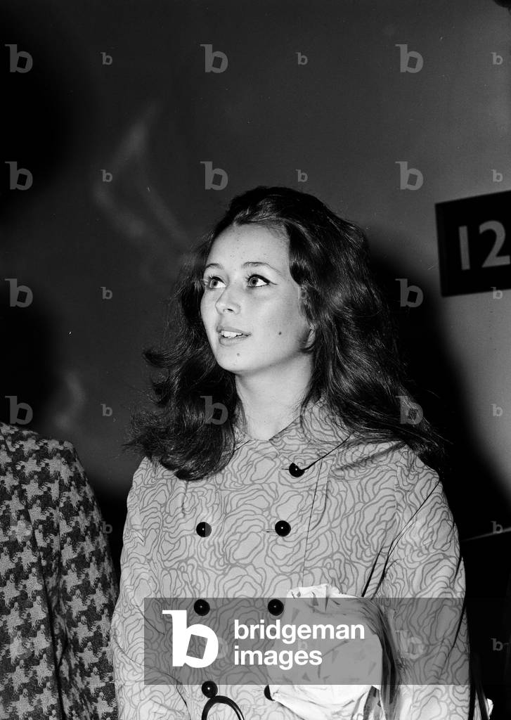 Miss UK 1969. Sheena Drummond from Scotland with her mum, 22nd October 1969 (b/w photo)