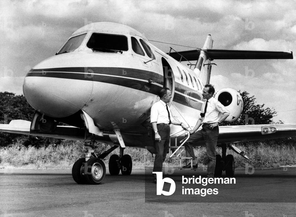 Captain W A Gray and engineer Mr J Thompson with 125 jetcraft, July 1969