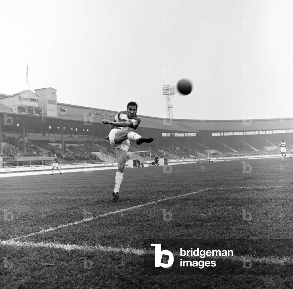 Mark Lazarus, QPR Football Player, training at Loftus Road, 6th October 1962 (photo)