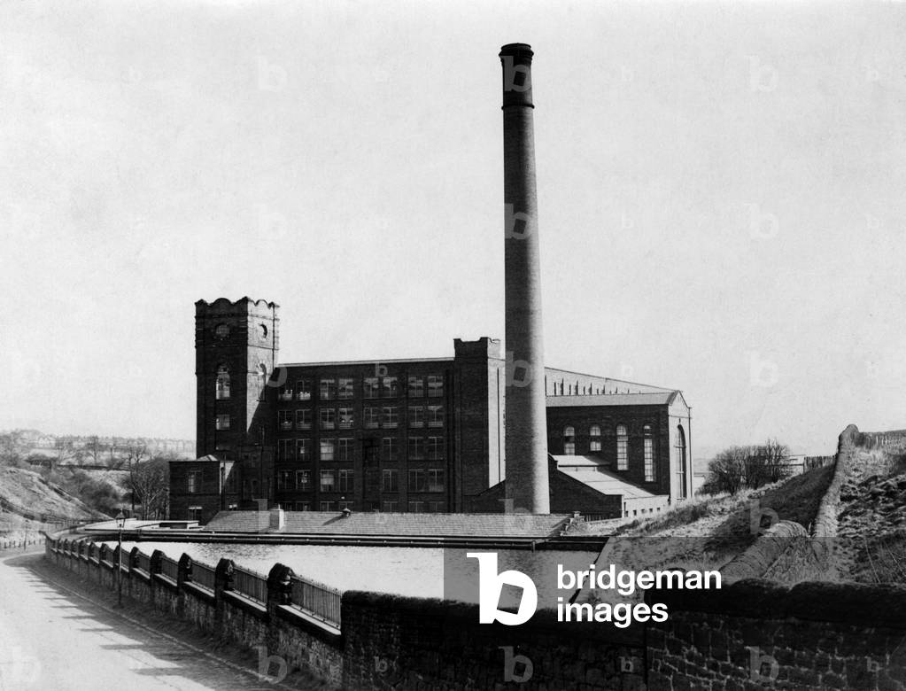 North End Spinning Company's Mill in Bolton, Greater Manchester, 16th March 1948 (b/w photo)