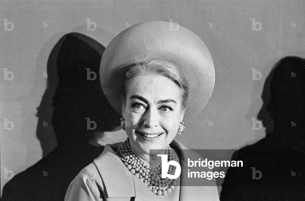 Joan Crawford portrait
April 1966