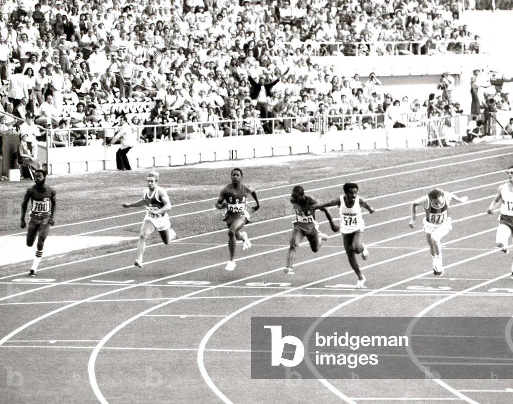 Gay Abrahams (Panama), Dieter Kurrat (East Germany), John Jones (USA), Harvey Glance (USA), Donald Quarrie (Jamaica) silver medallist, Valery Dorzov (Russia) bronze medallist, Petar Petrov (Bulgaria). (Winner Haseley Crawford not in picture). Olympic Games 1976 (b/w photo)