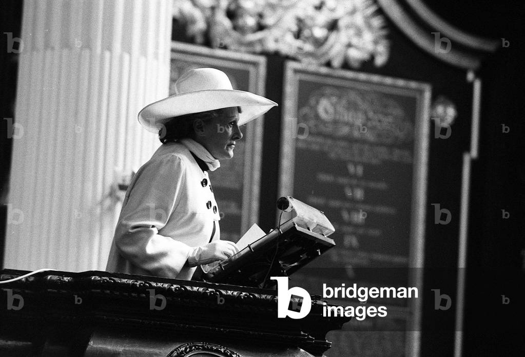 Fanny Craddock in the pulpit at St Mary Woolnoth Church giving a sermon to the crowds.