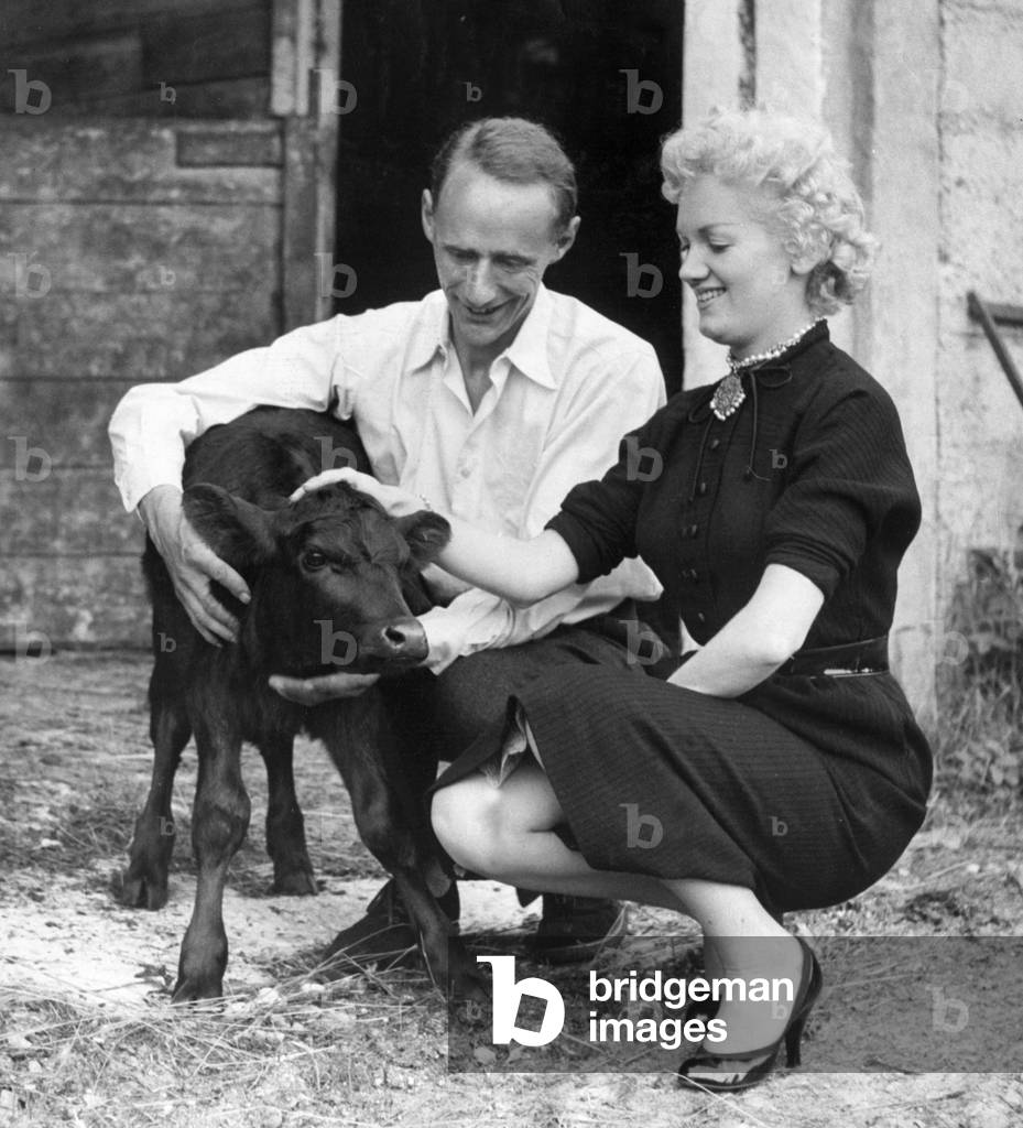 Lord Kilbracken and Vicki Benet photographed together at Lord Kilbracken's home in Kilegar, 20/07/1955 (b/w photo)