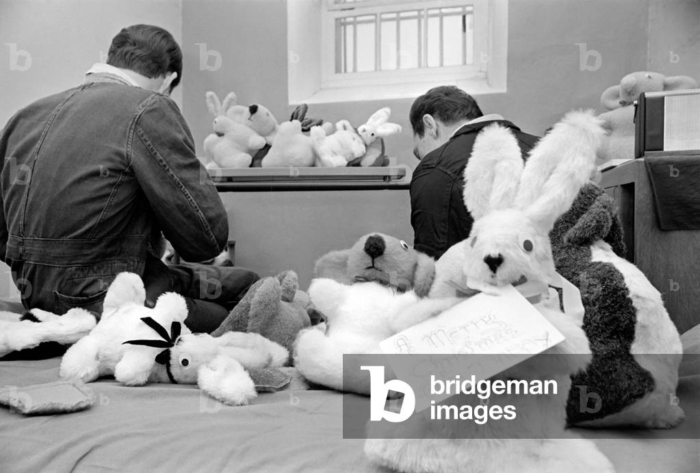 Prisoners inside their cells at Dartmoor Prison making soft toys for local childrens charities. December 1969 Z11562-001