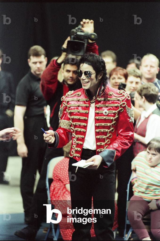 Michael Jackson seen here after performing on stage at Sheffield, 10th July 1997 (photo)